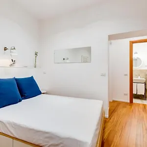 Lovely And Modern Nest Near The Colosseum Appartamento Roma